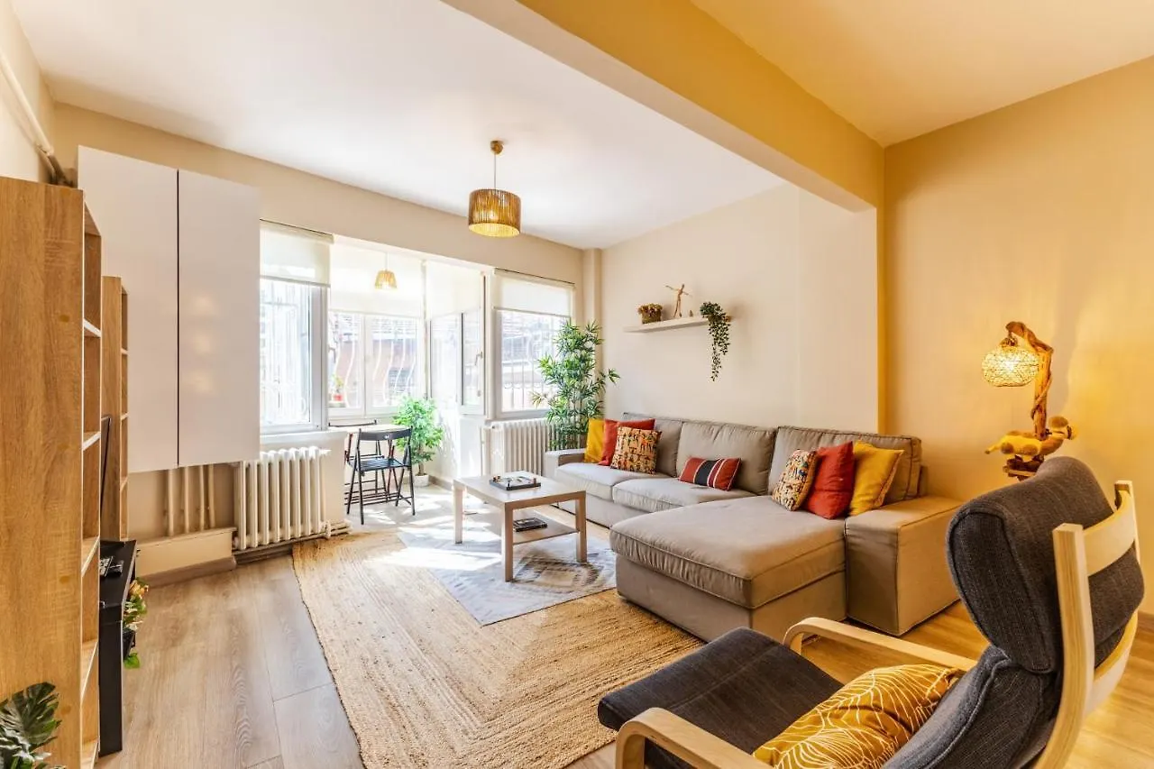 アパート Spacious And Stylish Flat Near Taksim In Sisli イスタンブール